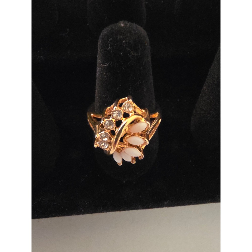 Vintage Gold Tone Faux Opal and Crystal Cluster Cocktail Ring Size 7.75